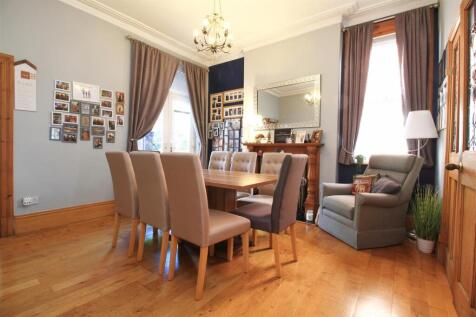Dining room.jpg