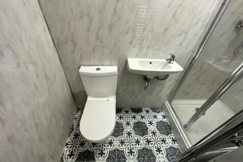 Studio 1, Overton Road, Birmingham - B27 photo 4