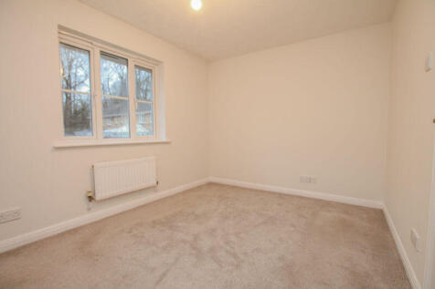 Bedroom One (2)