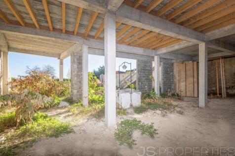 TOWNHOUSE IN CAMPANET WITH UNIQUE VIEWS