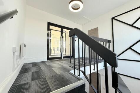 WhatsApp Image 2025-03-18 at 14.16.52 (2).jpeg