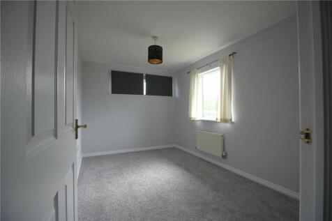 Sotherby Drive, Cheltenham, Gloucestershire, GL51 photo 4