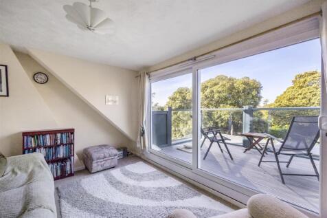 3.Room to Balcony.jpg