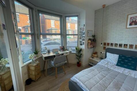 Teversal Avenue, Lenton, Nottingham, NG7 1PY photo 3