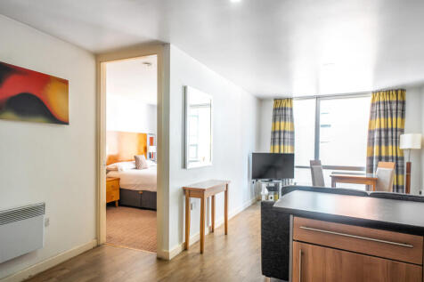 1301928-9-683ef6c...