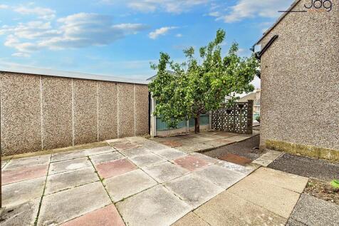 Wrap around Garden with Pear Tree