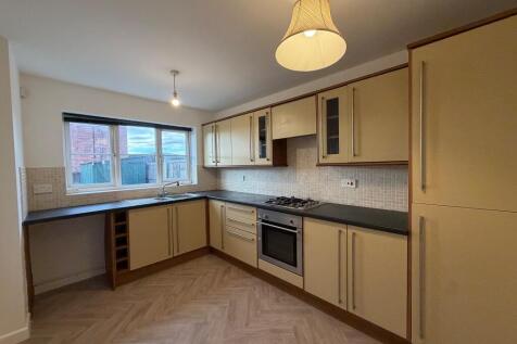 Rands Lane, Doncaster, Armthorpe, DN3 photo 5