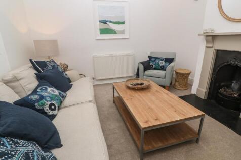 St Gluvias Street, Penryn photo 3