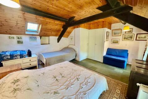 PHOTO-2025-11-25-22-05-53 (1).jpg