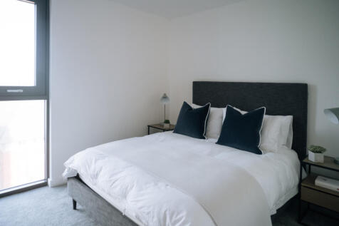 1 Bed Show Flat 34 (5)