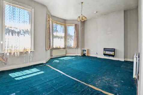 Flat B, 54 Mount Pleasant Road, Hither Green, London, SE13 6RQ