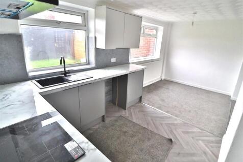 OPEN PLAN DINING KITCHEN
