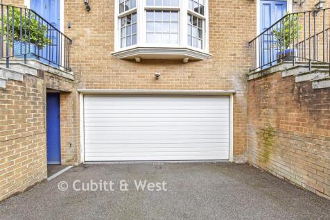 Driveway/Parking