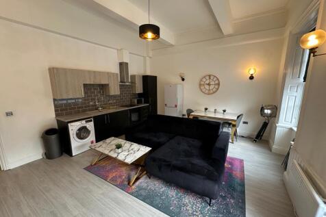 2 Bedroom Flat in WF1 3QA