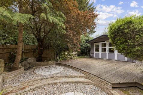 Garden &amp; Lodge
