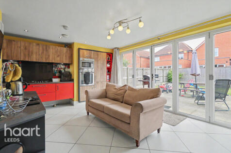 Pontefract, WF8 - property photo