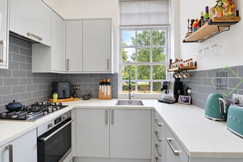 Buchanan Close N21 - Kitchen2