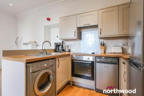 The Hill, Sandbach, CW11 photo 3