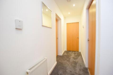 Durham Way, Parkgate, S62 photo 4