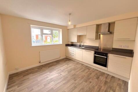 Living/Kitchen area