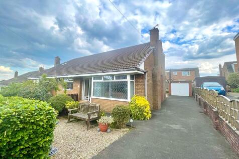Huddersfield, HD7 - property photo