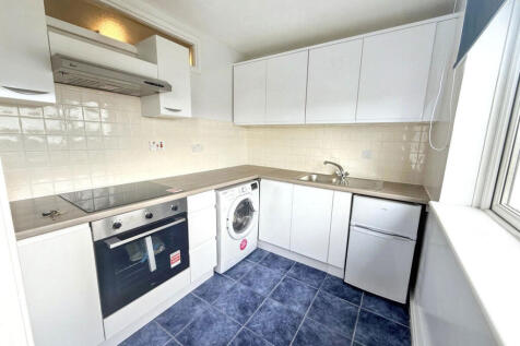 Winshields, Cramlington, Northumberland, NE23 6JB photo 3