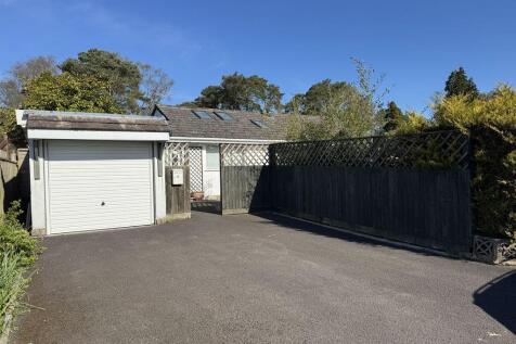 Garage &amp; Driveway