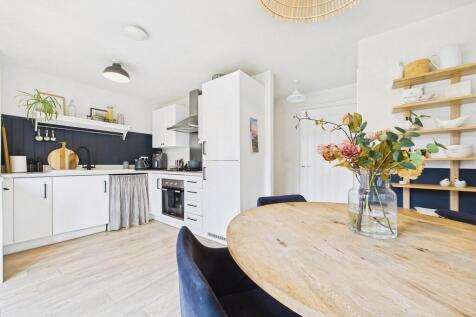 86fcb444-CAM01085...