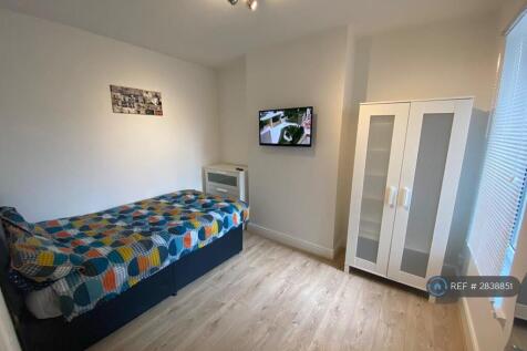 *Avail 10th April* Double Room 2 - £650