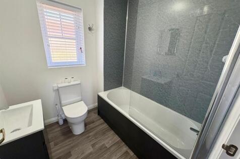 Bathroom - 42PP.jpg