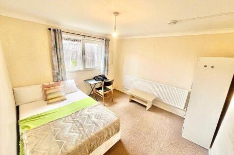 room-1-6-ivy-road-e16-1nj-993478