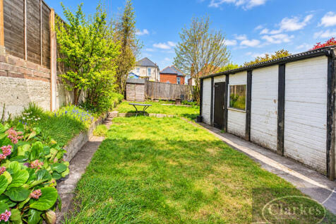 Markham Road, Charminster, Dorset photo 3