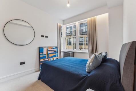 2 bed, 2 bath Flat in london - Photo 7