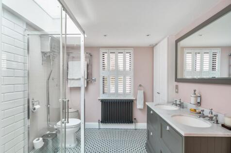 Davidson Frost-Wellings, DFW, High Road, Bushey, S