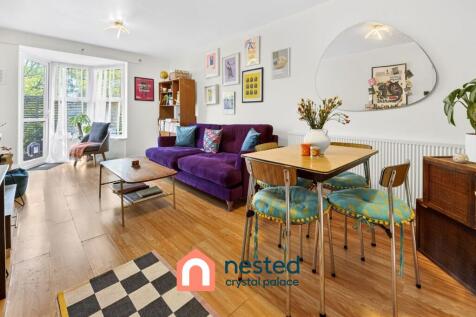 Reception 2 For Sale 1 Bedroom Flat Garden Battenberg Walk Crystal Palace SE19 Nested Estate Agents