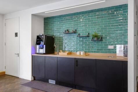 Resident Lounge (12)