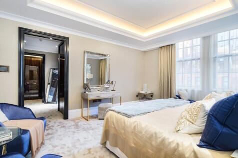 Corinthia Residences