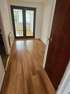 Crystal Way ,Dagenham, Essex, RM8 photo 5