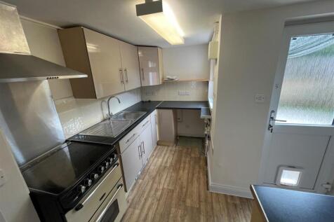 Kitchen 20 07 26.jpg