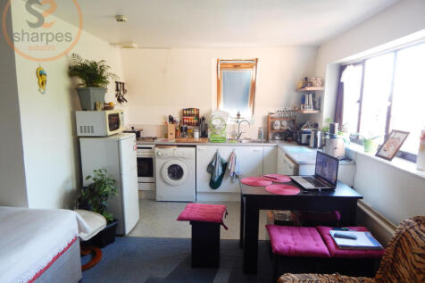 Kitchen.JPG