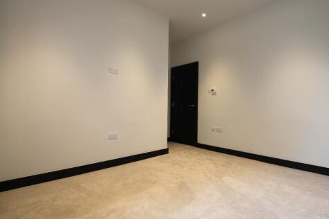 High Street, Brentwood, Essex, CM14 photo 5