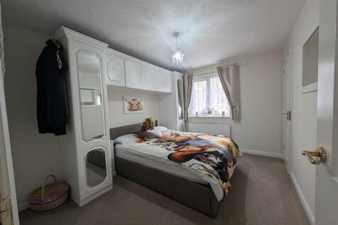 PXL_20241106_1228...