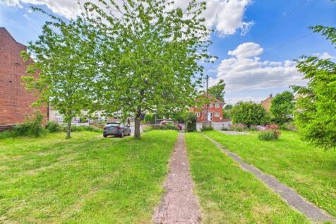 11 - Pair of Houses for Auction, Bishopsworth.jpg