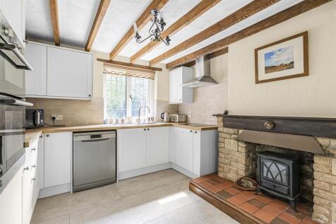 Vale Cottage, 4 Butchers Lane, Pattishall