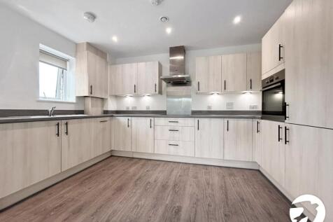 Batesford Close, Kings Hill, West Malling, Kent, ME19 photo 4