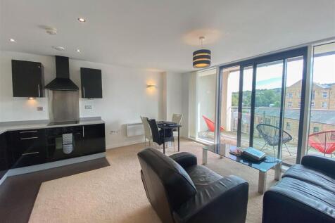 Open Plan Lounge/Kitchen