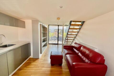 Kitchen/Dining Area