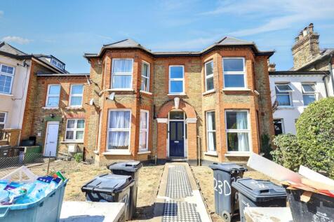 Ilford, IG3 - property photo