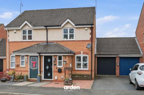 Redditch, B97 - property photo