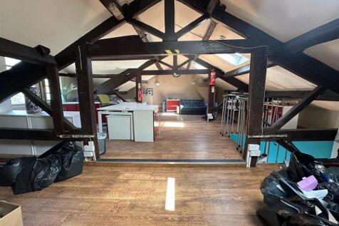 Office to rent Image 3